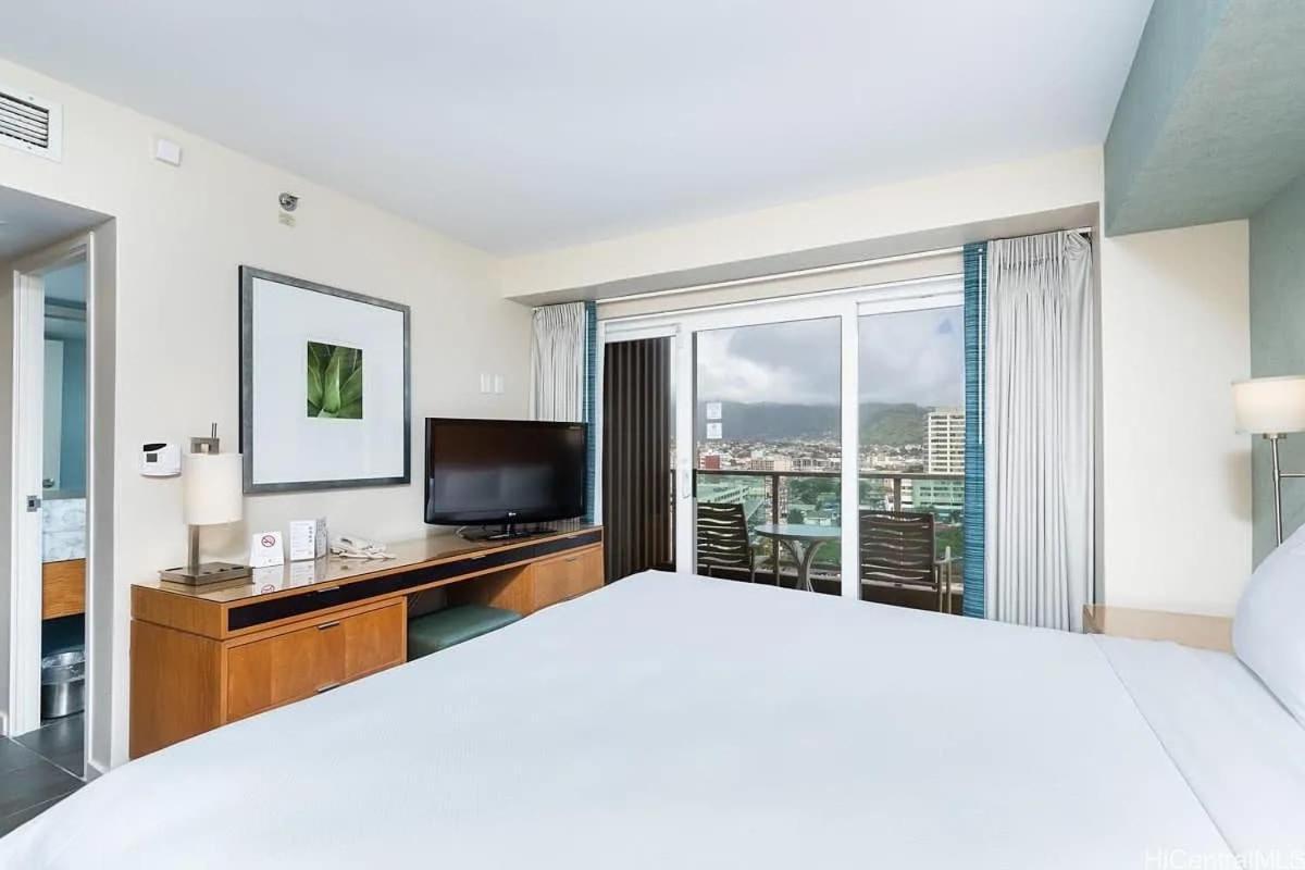 Stunning Ala Moana 1Br W Balcony & Mountain City Views 0626 Villa Honolulu Luaran gambar