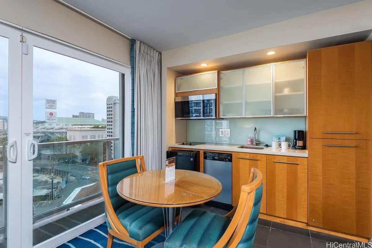 Stunning Ala Moana 1Br W Balcony & Mountain City Views 0626 Villa Honolulu Luaran gambar